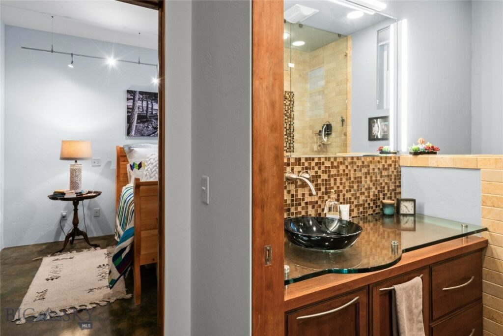 140 Village Crossing Way