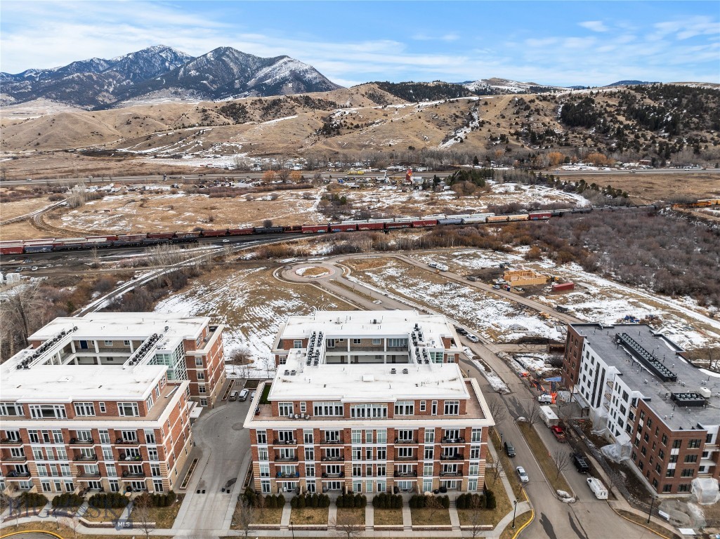 140 Village Crossing Way