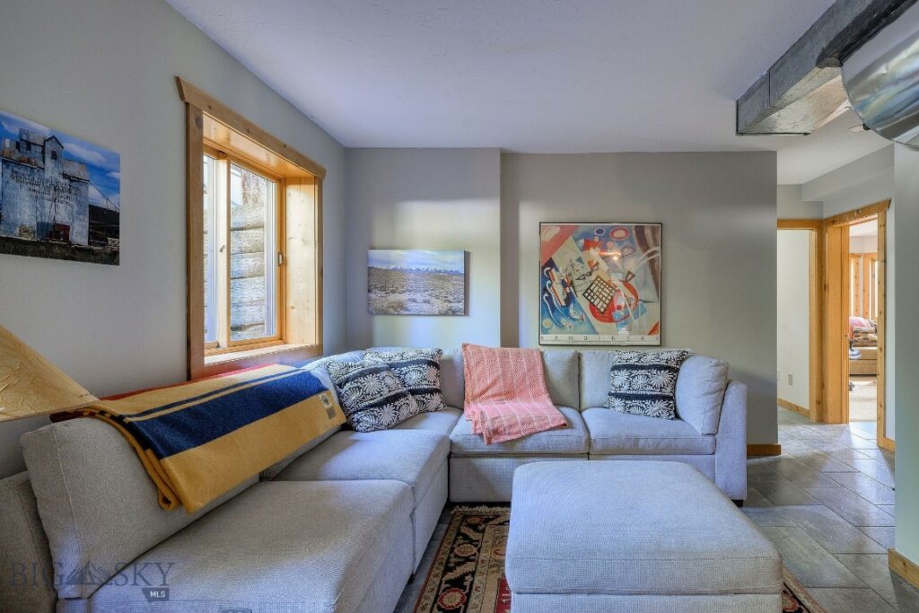 14200 Flaming Arrow Road