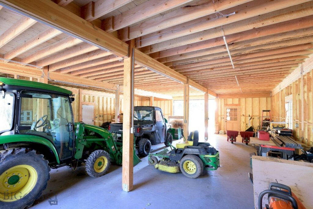 14200 Flaming Arrow Road