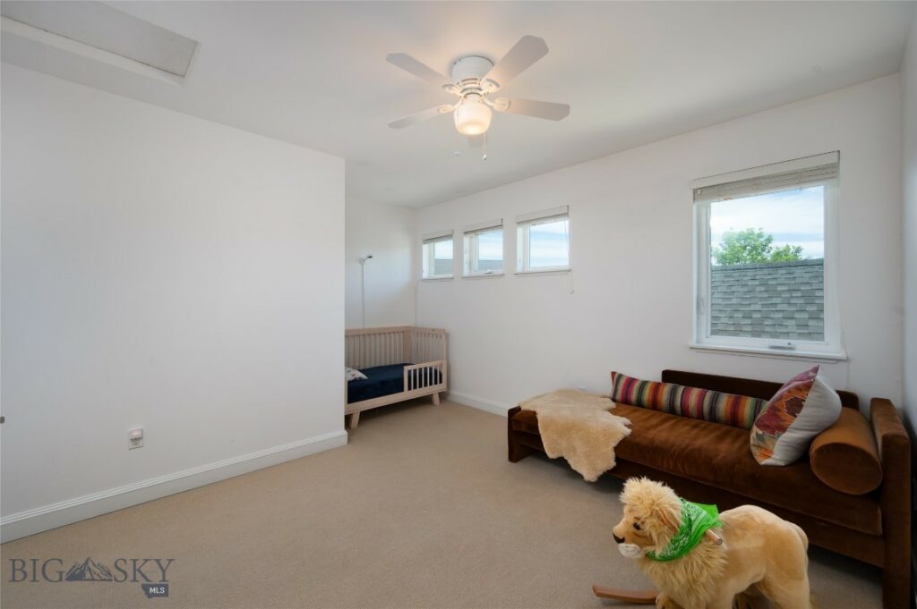 1463 Gale Court