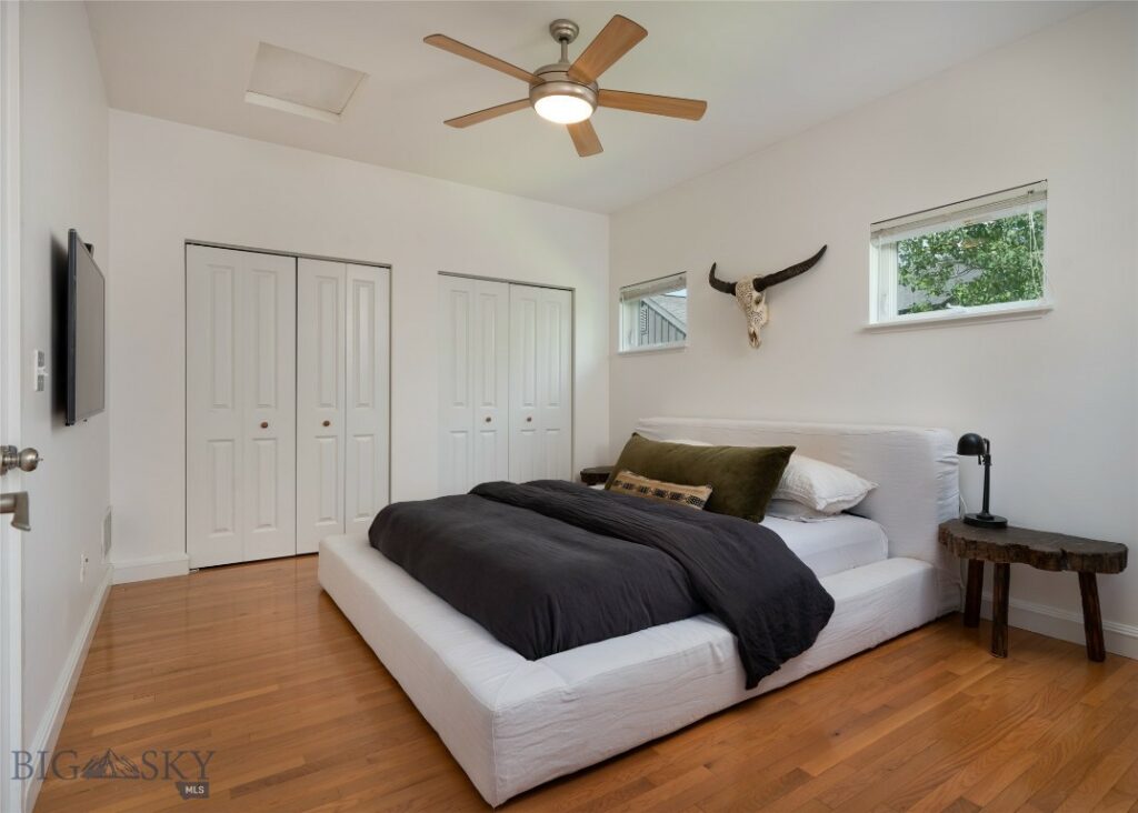 1463 Gale Court