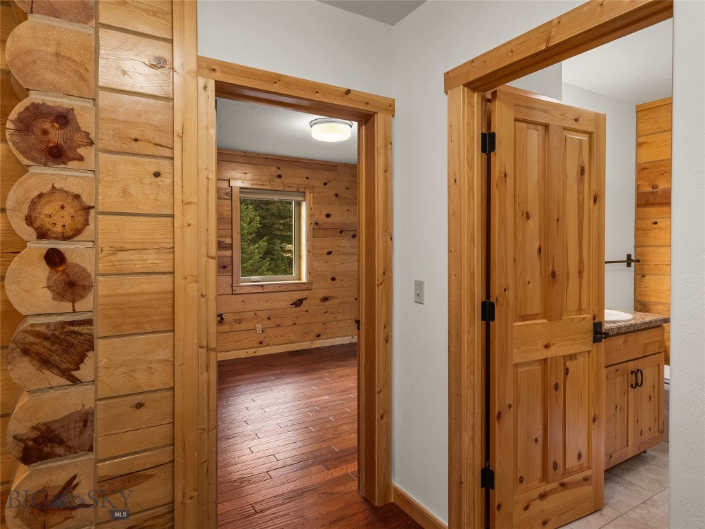 Bozeman MT 59715 - 18