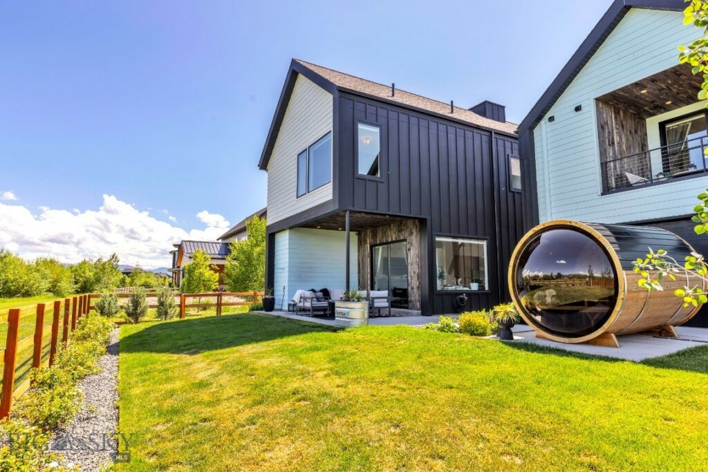 1492 Windrow Drive
