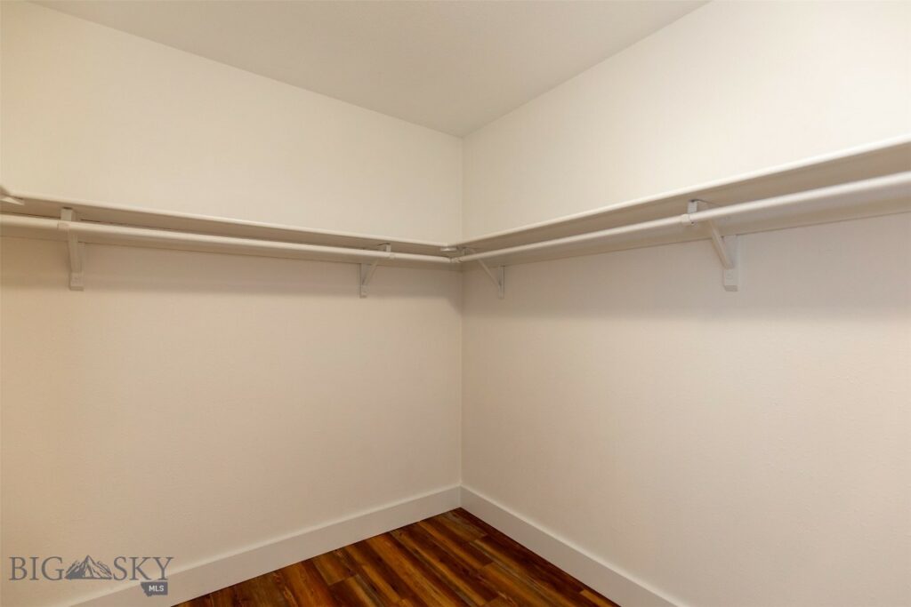 15 Forest Creek Drive