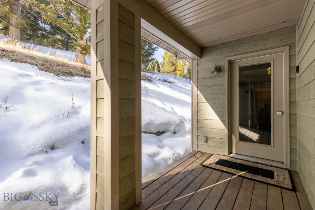 15 Spotted Fawn Court