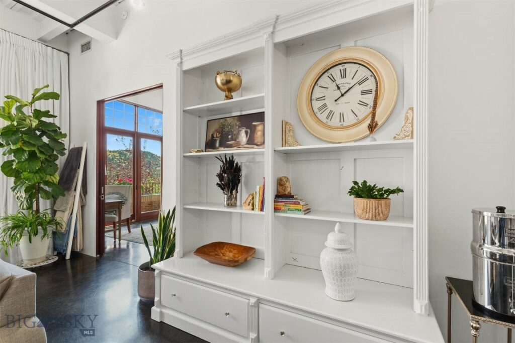 150 Village Crossing Way