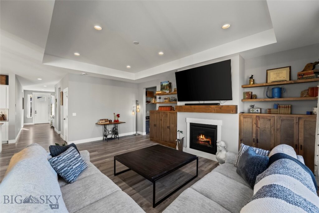 1501 Wyatt Earp Court