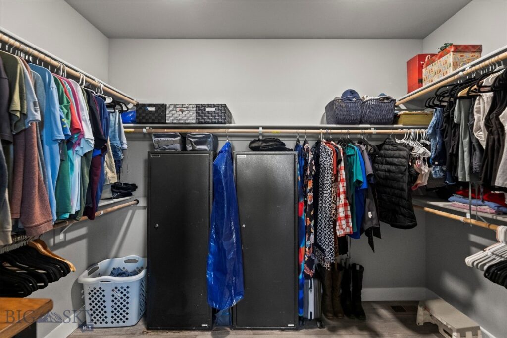 1501 Wyatt Earp Court