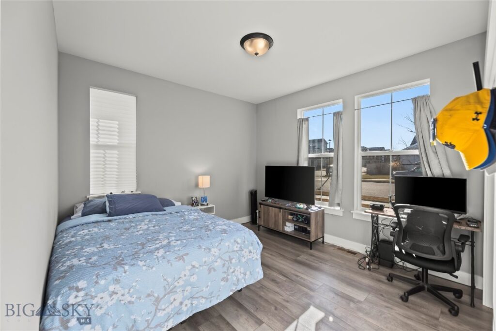 1501 Wyatt Earp Court