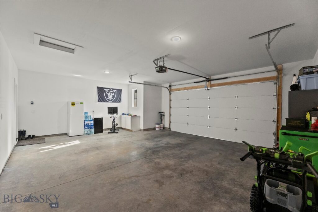 Belgrade MT 59714 - 21