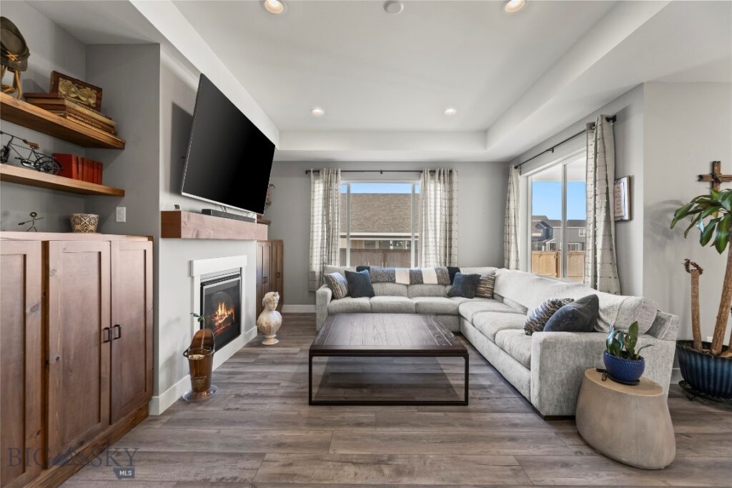 1501 Wyatt Earp Court