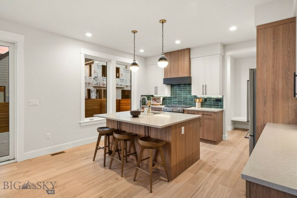 1506 Cambridge Drive