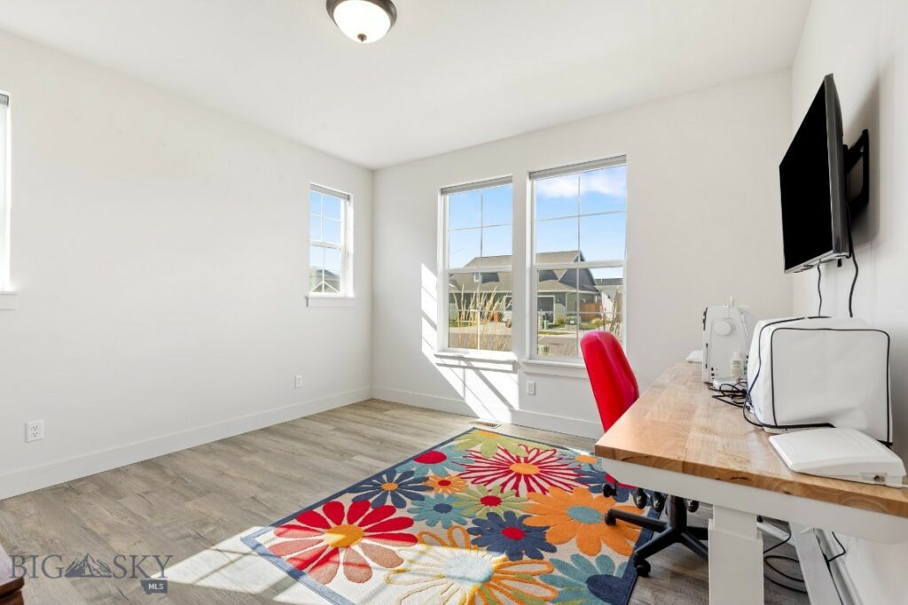 1508 Deadwood Loop