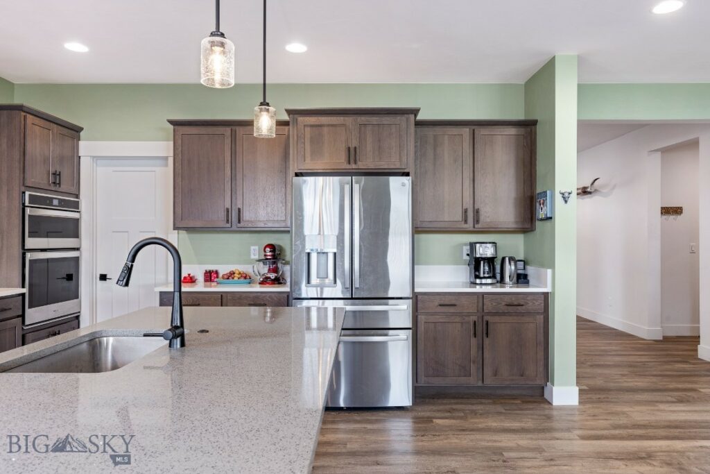 1508 Deadwood Loop