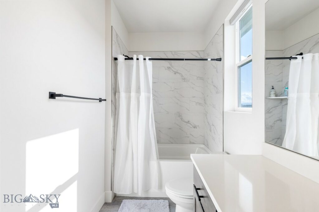 1508 Deadwood Loop