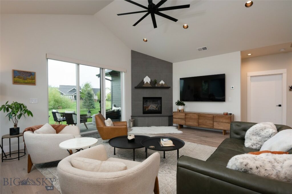 1510 Windrow Drive