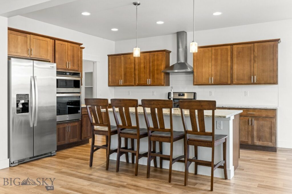 1511 Masterson