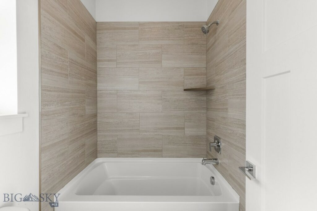 1511 Masterson