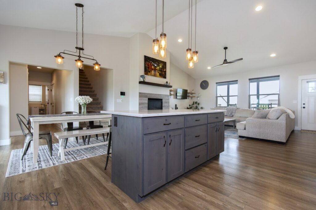 1511 Powers Boulevard