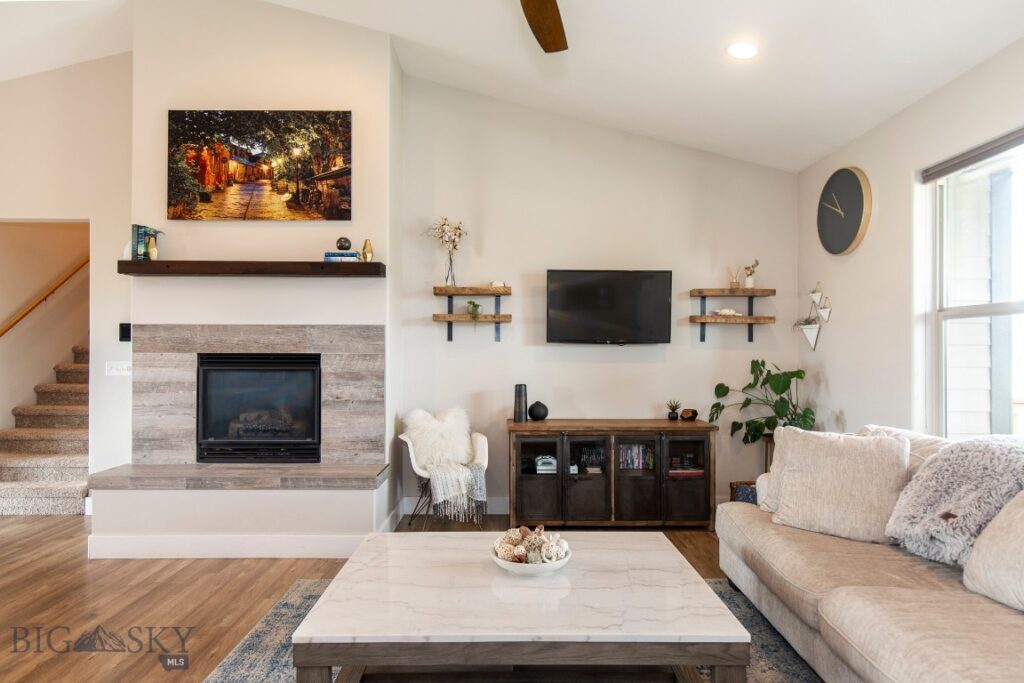1511 Powers Boulevard