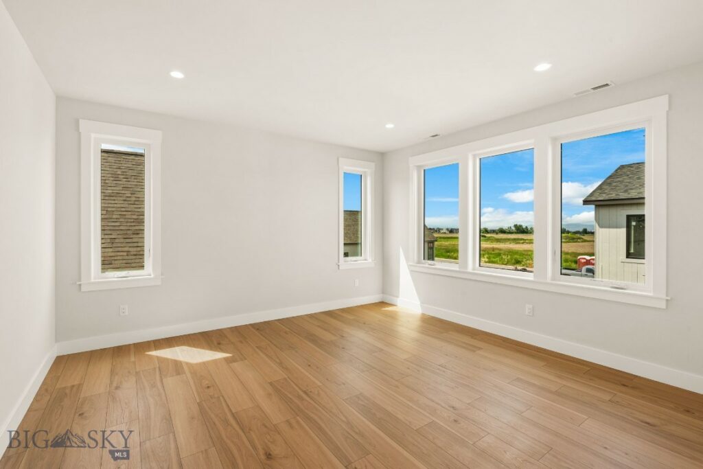 1511 Scotch Pine Lane