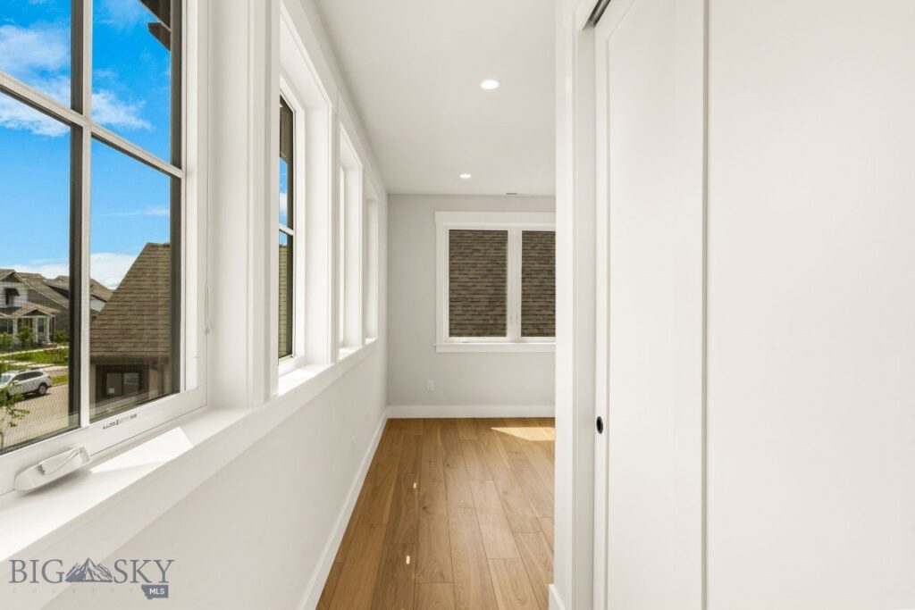 1511 Scotch Pine Lane