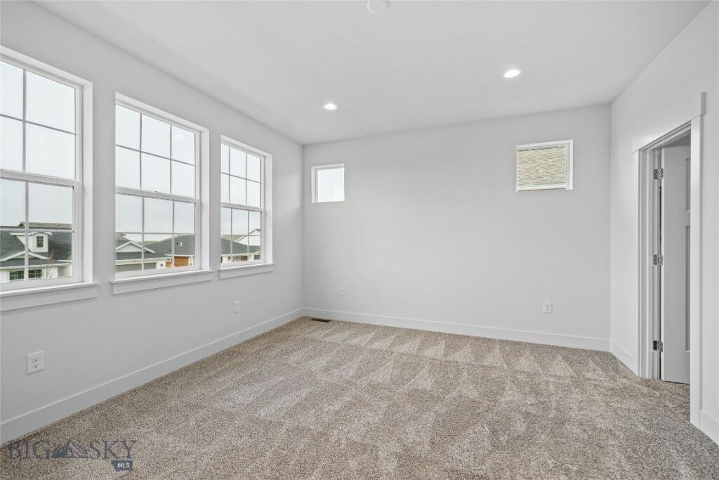 1511 Cyril Way Avenue