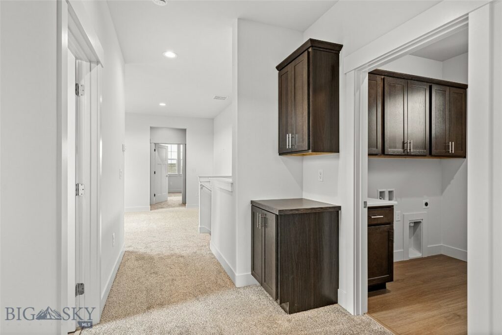 1511 Cyril Way Avenue