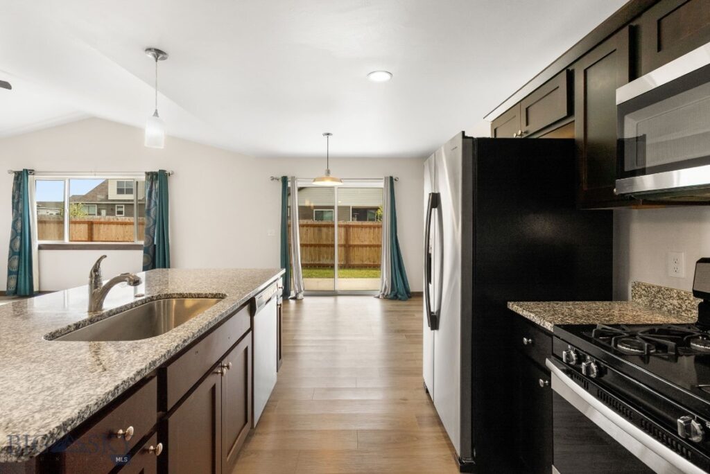 1514 Oakwood