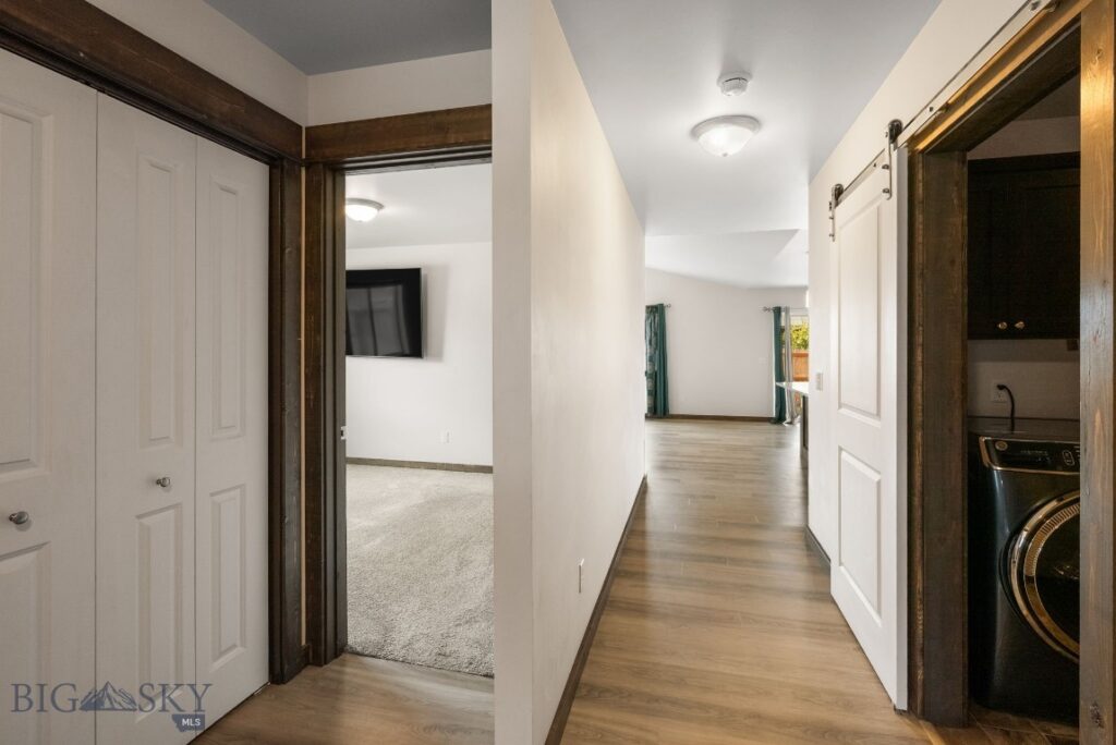 1514 Oakwood