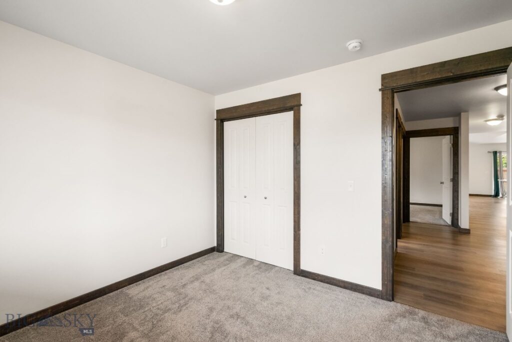 1514 Oakwood
