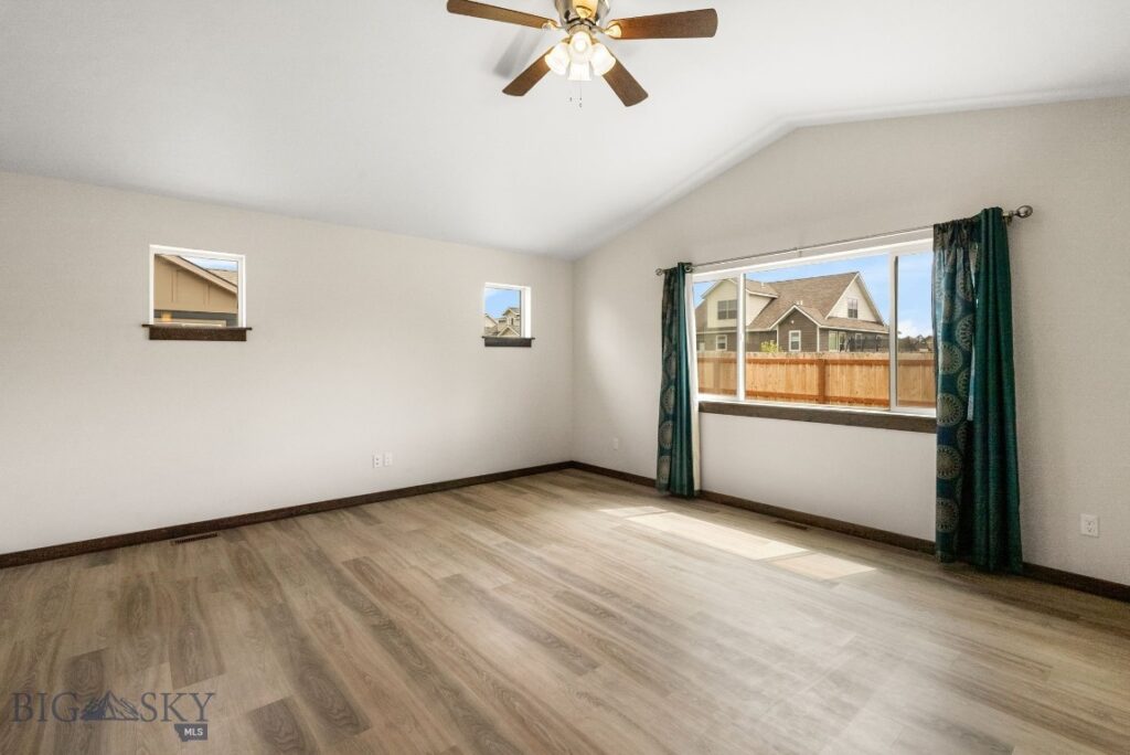 1514 Oakwood