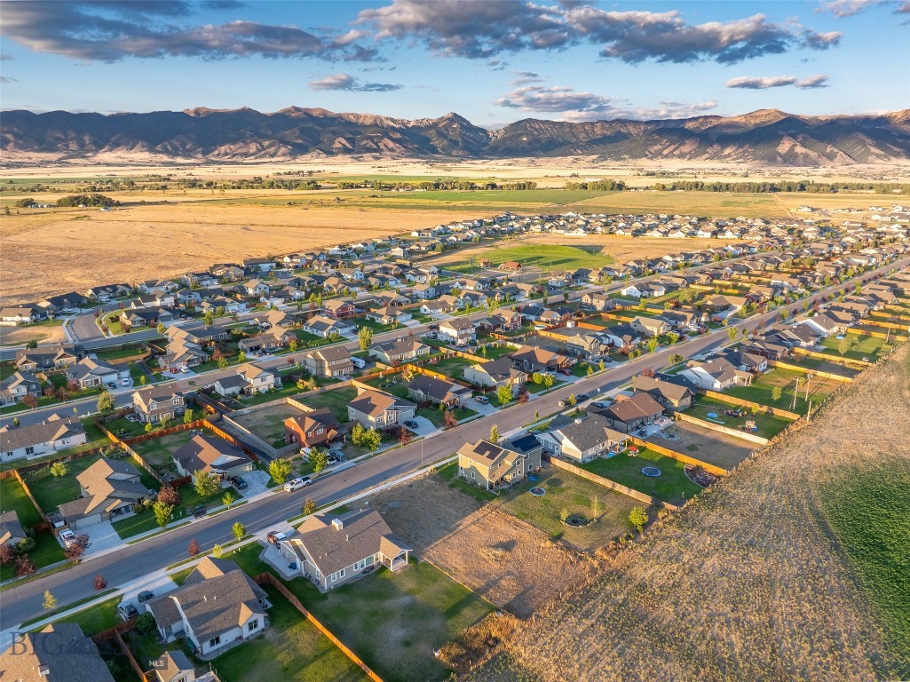 1519 Powers Boulevard