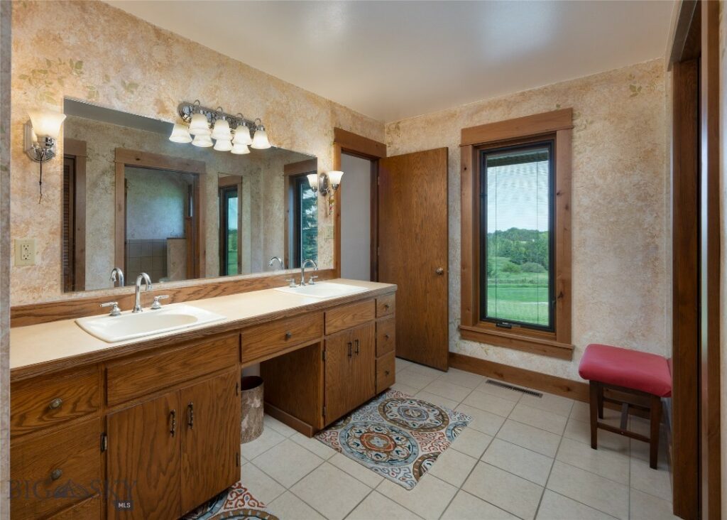 1520 Black Bull Trail
