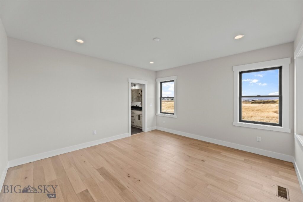 1521 Cambridge Drive