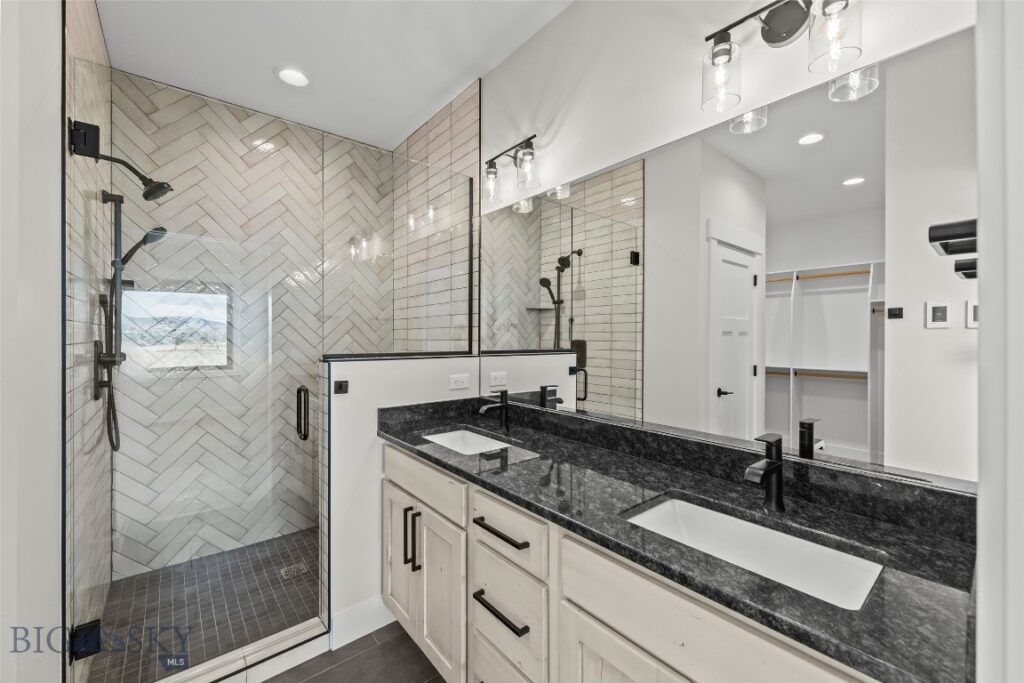 1521 Cambridge Drive