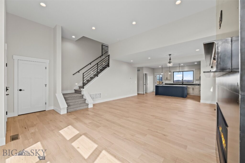 1521 Cambridge Drive