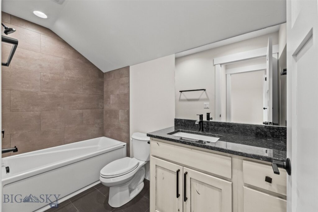 1521 Cambridge Drive