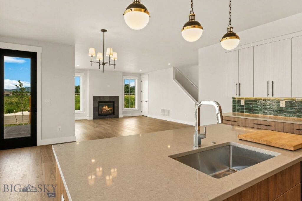 1523 Scotch Pine Lane