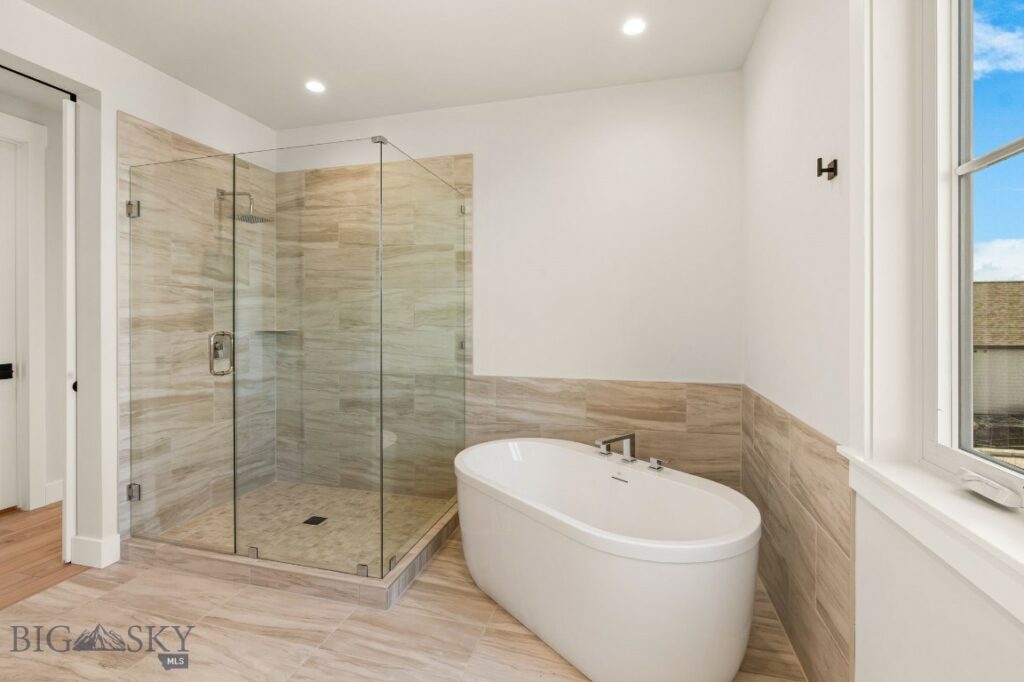 1523 Scotch Pine Lane