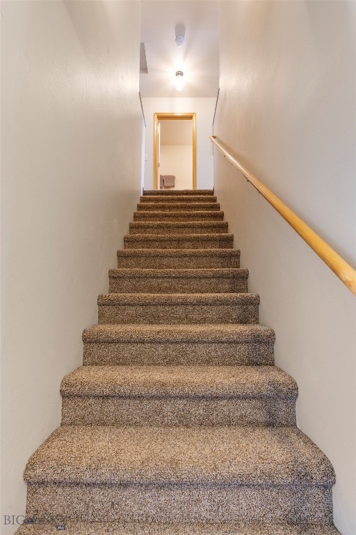 157 E Magnolia Drive