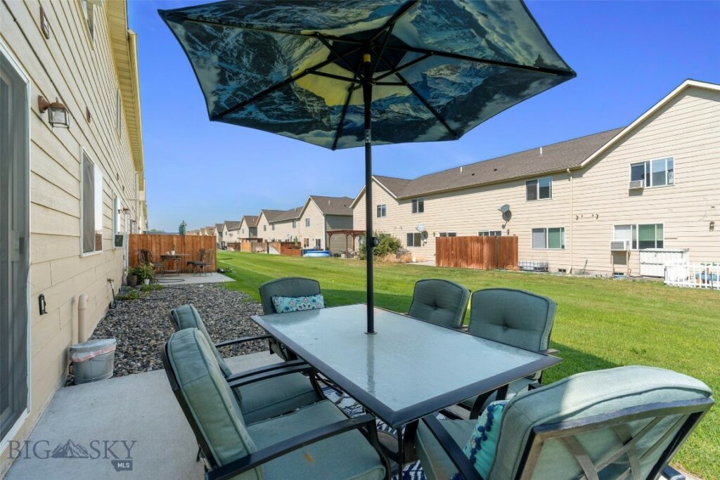 157 E Magnolia Drive