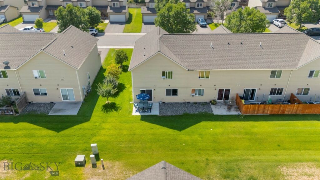 157 E Magnolia Drive