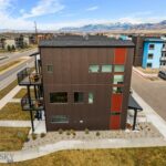 1585 N 25th Avenue