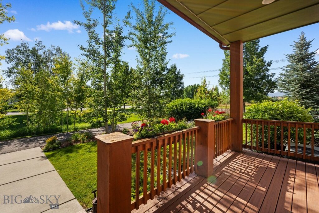 160 Tail Feather Lane