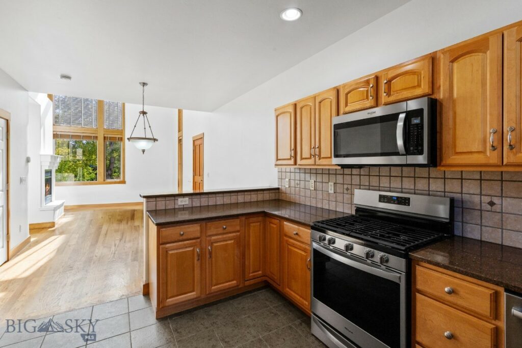 160 Tail Feather Lane