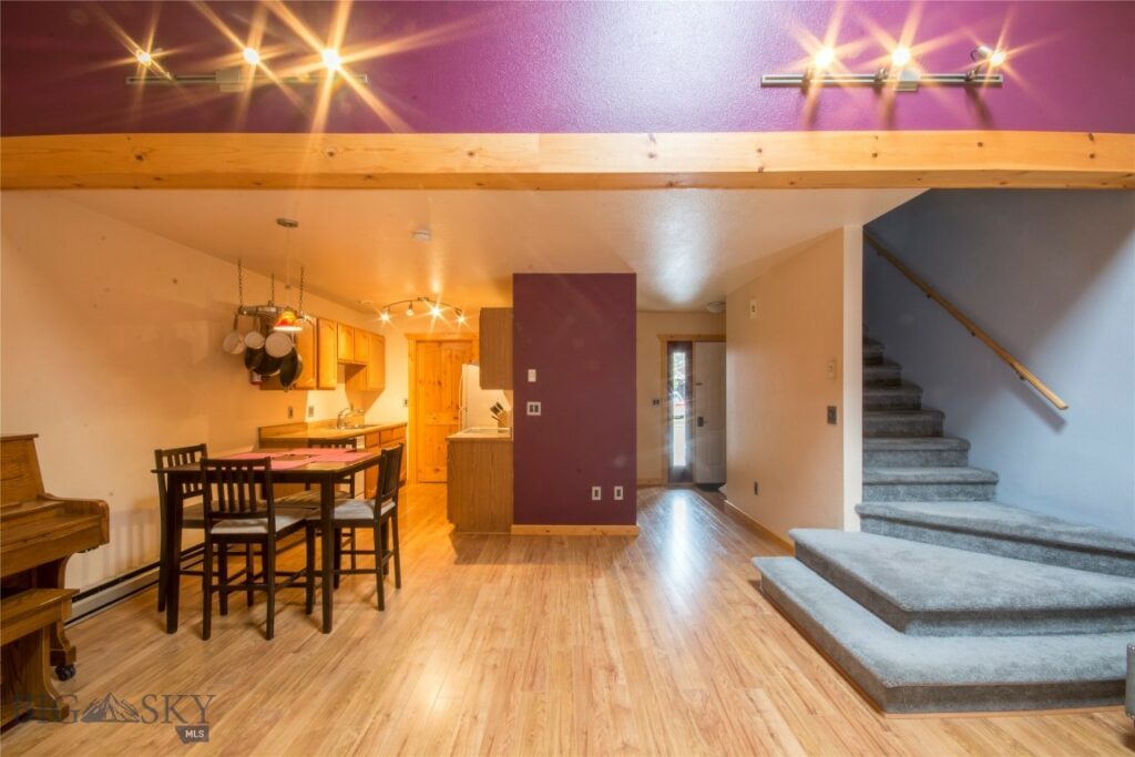 1601 W Olive