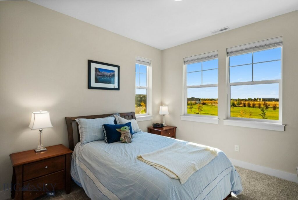 1604 Kit Carson Circle