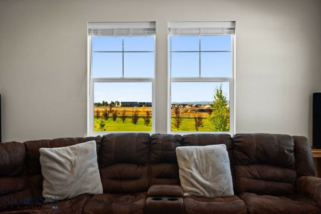 1604 Kit Carson Circle